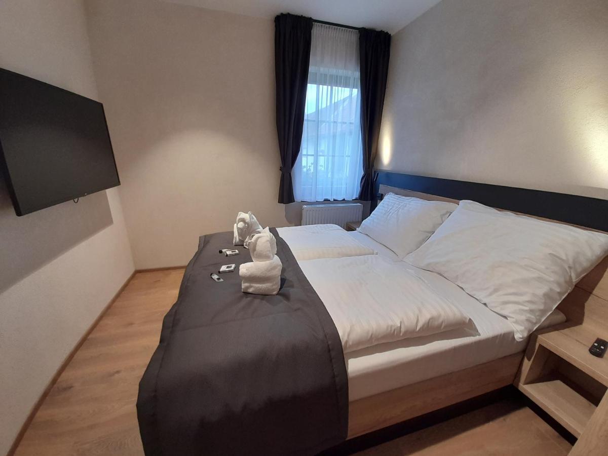 Kamenna Residence Klazary U Zumberka - Terasove Apartmany المظهر الخارجي الصورة