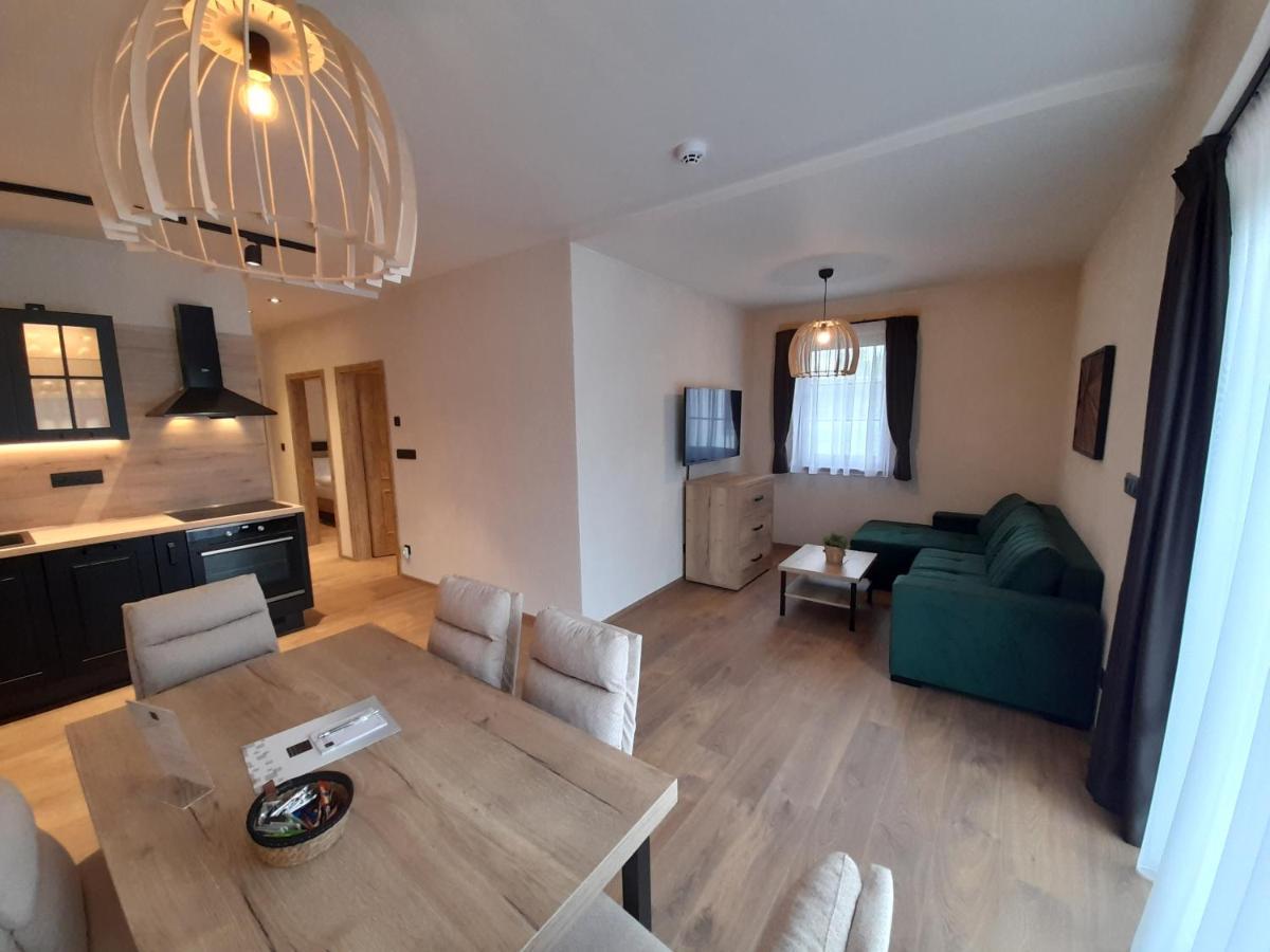 Kamenna Residence Klazary U Zumberka - Terasove Apartmany المظهر الخارجي الصورة