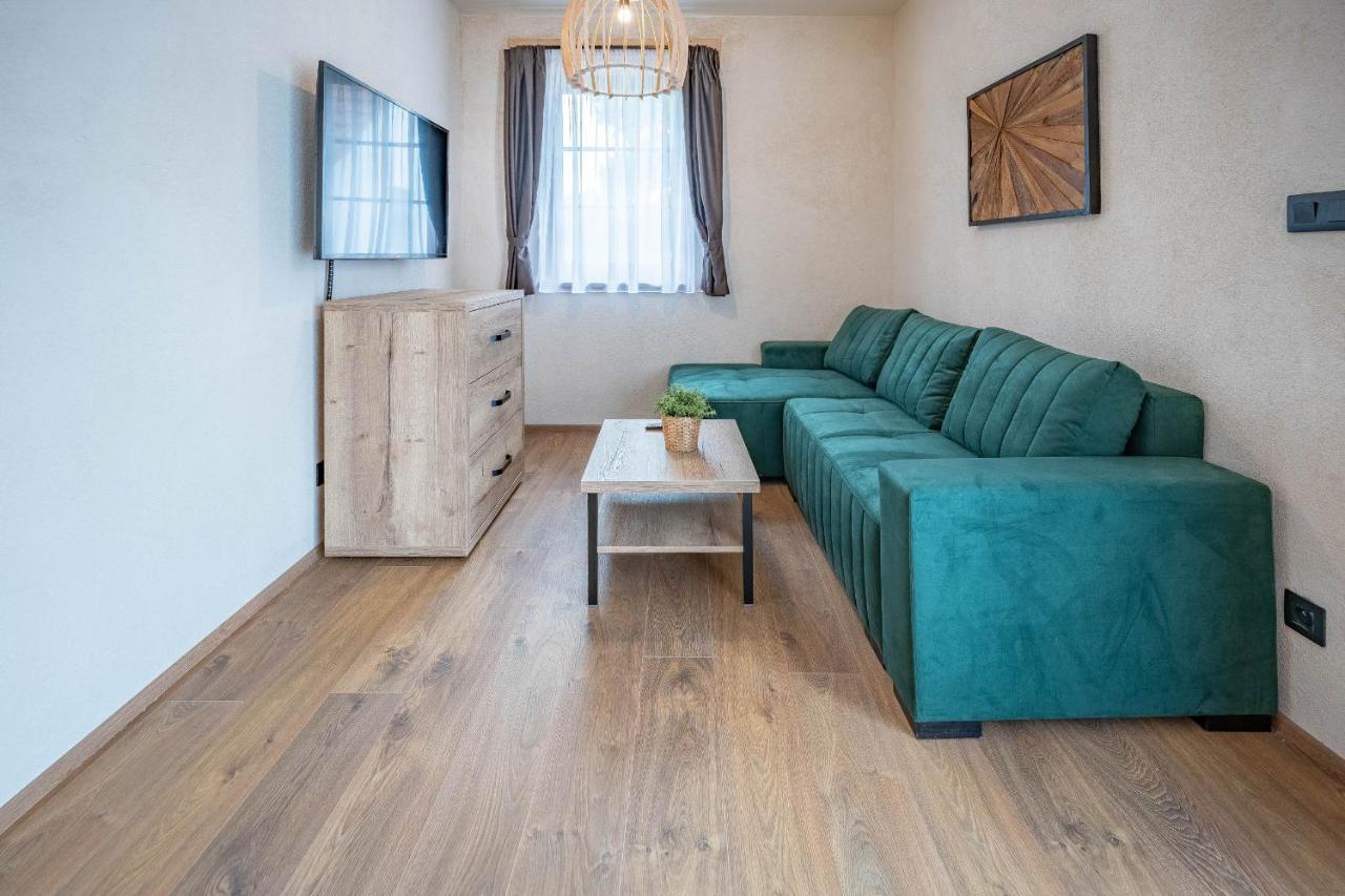 Kamenna Residence Klazary U Zumberka - Terasove Apartmany المظهر الخارجي الصورة